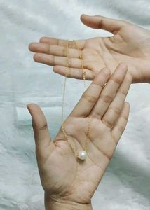 New &amp; Never used Pearl Pendant Necklace