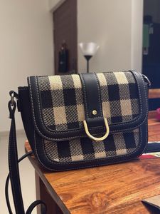 Stylish Plaid Crossbody Bag