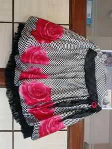girls skirt top