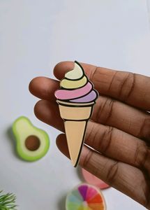 4pcs Kawaii Brooch Pins