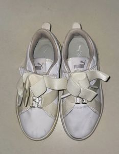 Puma Girls Casual Shoes. Like New. Good Condition