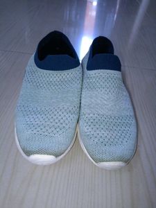 Comfortable Knit Slip-On Sneakers