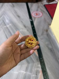 Pink gold ring