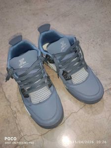 Jordan 4s like shoes