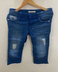 Blue Distressed Denim Capris (new & unused )