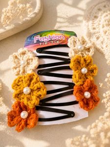 Crocheted Flower Hair Clips Set Random colour