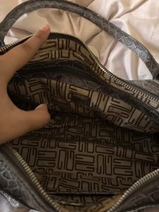 Vintage Guess Grey Croc Embossed Shoulder Bag y2k