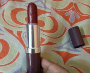 Attitude Lipstick Dream Garnet