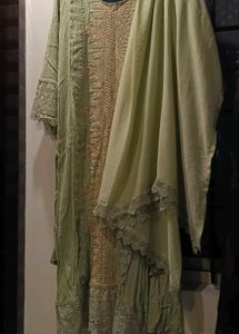 Elegant Embroidered Kurti