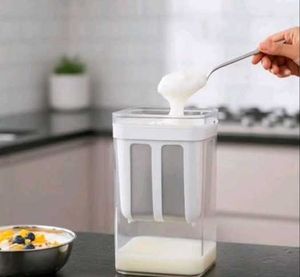 Hung Curd Maker