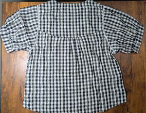 Gingham Print Top with Puff Sleeves