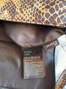 H&amp;M Stylish Animal Print Shoulder Bag