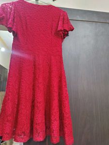 Chic Red Lace Dress