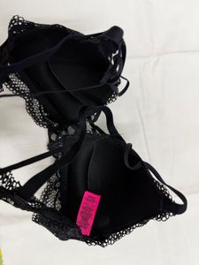 LA SENZA push-up Black Lace Bralette