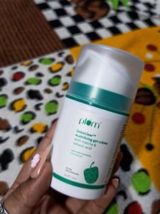 Plum SebaClear Mattifying Gel Creme