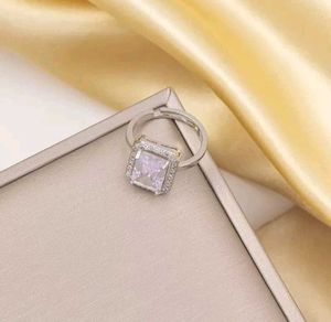 Sparkling Square Cut Ring