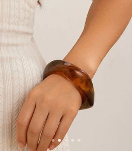 Savana Chunky Resin Bangle Bracelet size:2.5