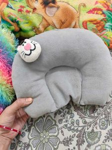 Assorted Decorative Pillows Set
