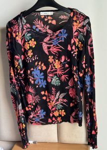 ZARA Printed Knit top - L