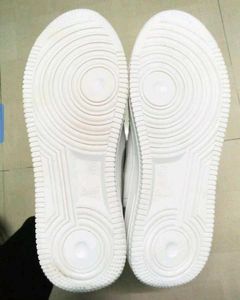 Stylish Black &amp; White Sneakers