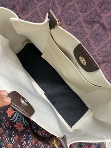 Chic Cream Tote Bag with Brown Straps
