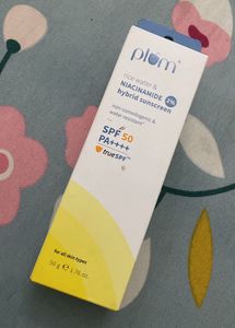Plum Rice Water & Niacinamide Sunscreen SPF 50