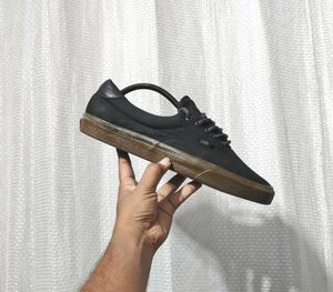 Vans Era Black Gum Sneakers