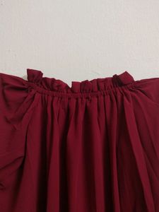 Women Off Shoulder M Size Top .