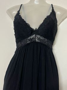 Pintresty Black Lace Trim Nightgown