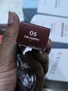 Staze Gloss Lock 2-in-1 Liquid Lipstick