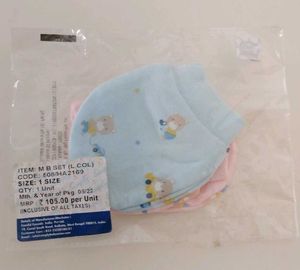any 2Set of Baby Mittens and apron Set