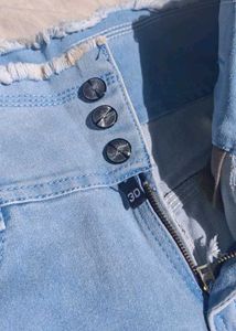 Blue Distressed Denim Jeans combo