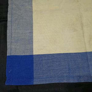 2 Table Cloth
