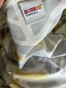Modern Leaf Print Yellow-grey Bedsheet Set