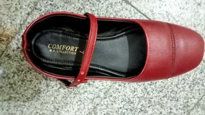 Chic Red Flats