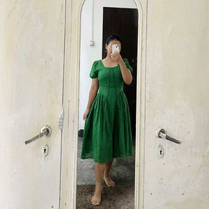 Emerald Green Puff Sleeve Midi Dress