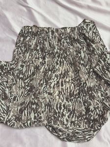Stylish Printed Button-Up Shirt