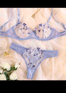 XL Floral Lace Embroidery Lingerie Set