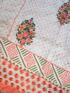 White Kurta sets with Floral Print