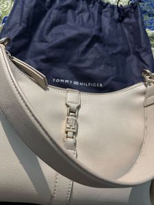 Tommy Hilfiger Beige Shoulder Bag