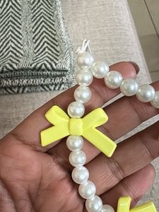 Pearl Beaded with Yellow Bow phone charm