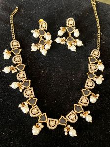 Designer Necklace &amp; Earring Set