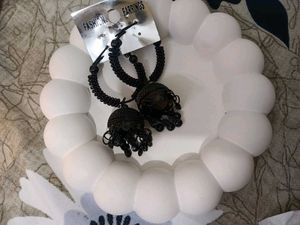 Stylish Black Jhumka Earrings