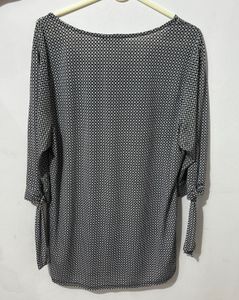 Chic Black and White Print Top | XL