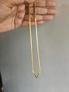 Palmonas Gold V Necklace