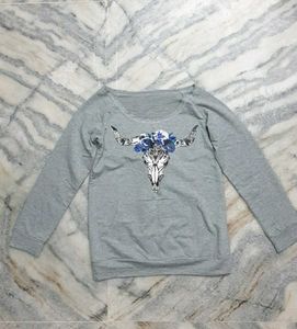 🏌🏻‍♀️Floral Skull Graphic Sweatshirt