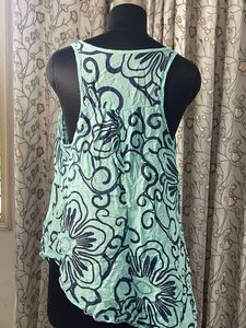 Lightweight Floral Print Tunic Top