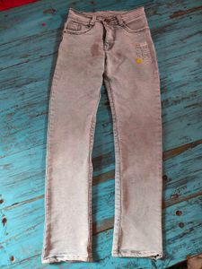 Stylish Light Wash Jeans
