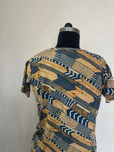 Unique Abstract Print T-Shirt