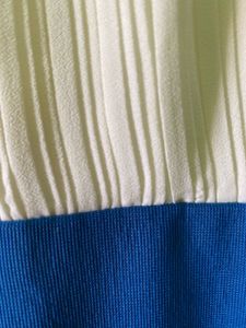 Chic Two-Tone Sleeveless Dress